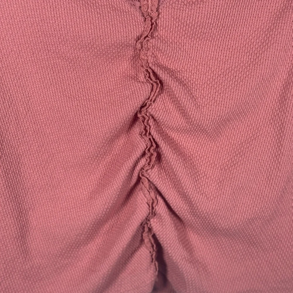 Free People Rose Smoke Wear Me Out V-Neck Long Sleeve Top. Size medium 🧡